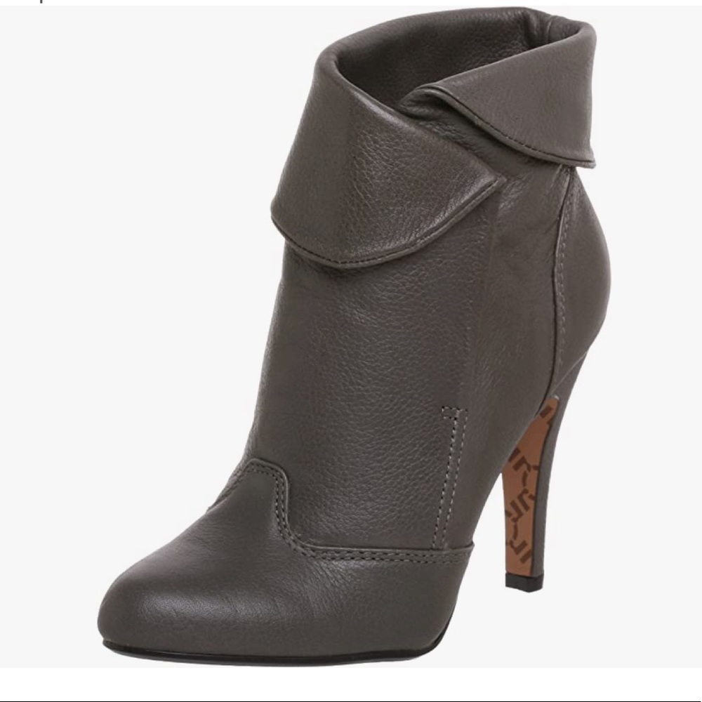 Report Boston Bootie